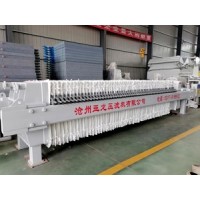 小機(jī)械壓濾機(jī)形成一個特殊并且完整的過濾通道